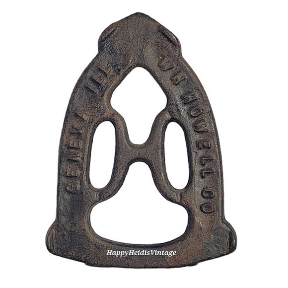 Antique WH Howell Co. Geneva Ill Raised Ironing Iron Trivet Pot stand Wall Décor - Picture 1 of 6